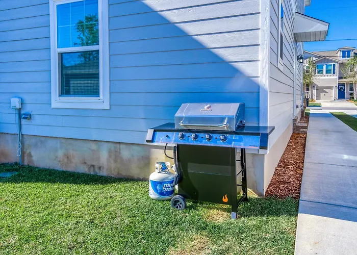 Downtown - Wifi Ac Private Washer&dryer & Balcony - Dog-friendly Pensacola