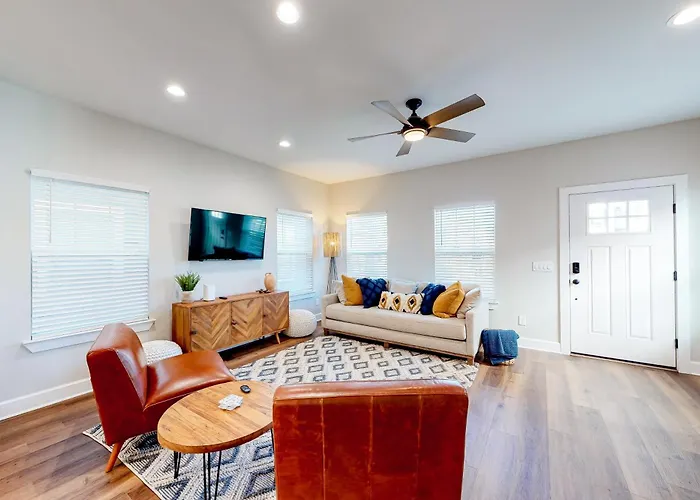 Downtown - Wifi Ac Private Washer&dryer & Balcony - Dog-friendly