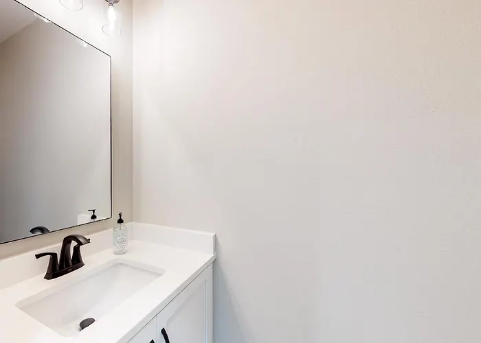 Holiday home Downtown - Wifi Ac Private Washer&dryer & Balcony - Dog-friendly *